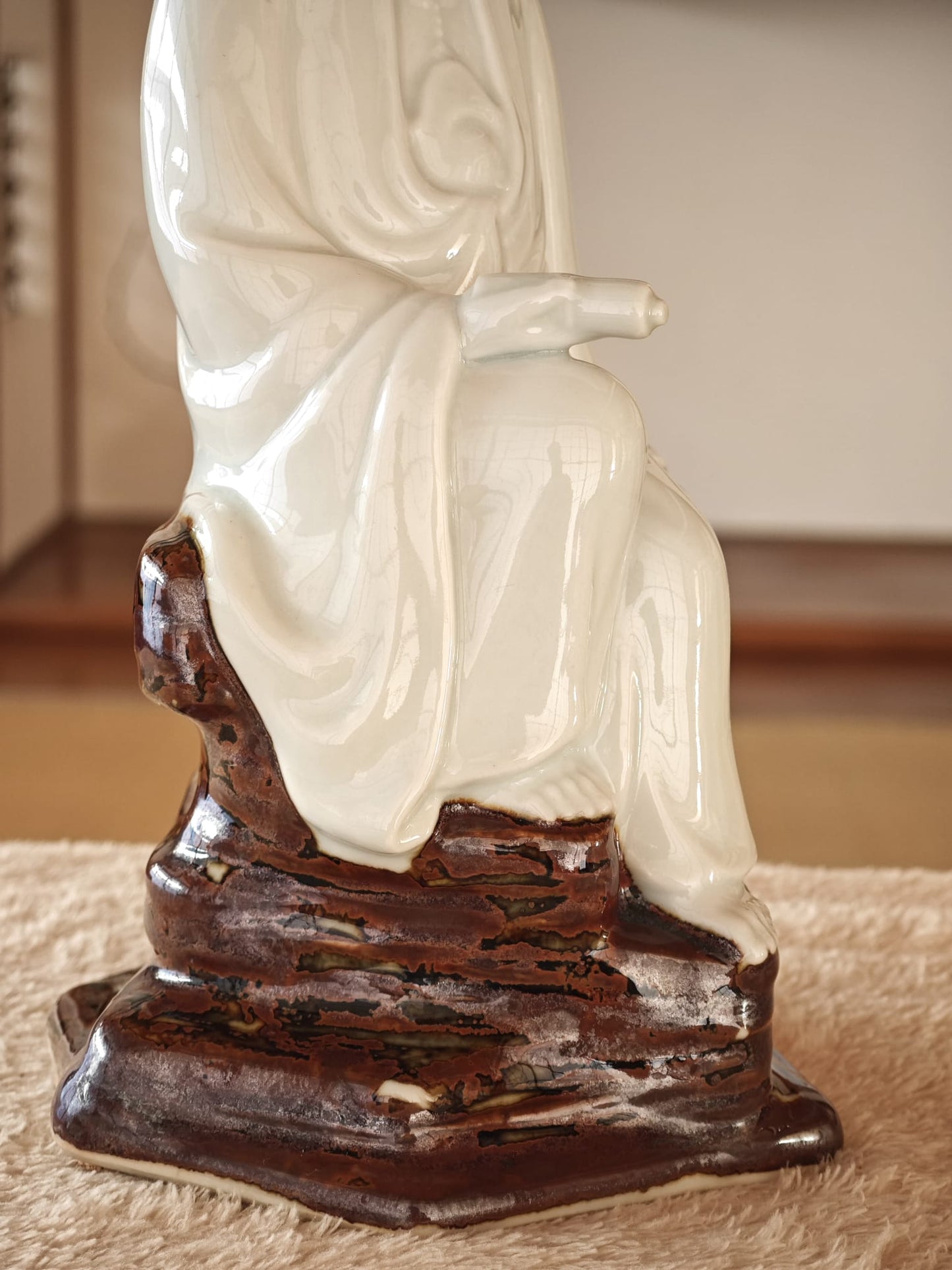 White Ceramic Guan Yin