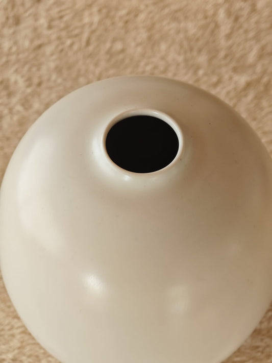 White Ceramic Vase by Kayoko Yamadahiko