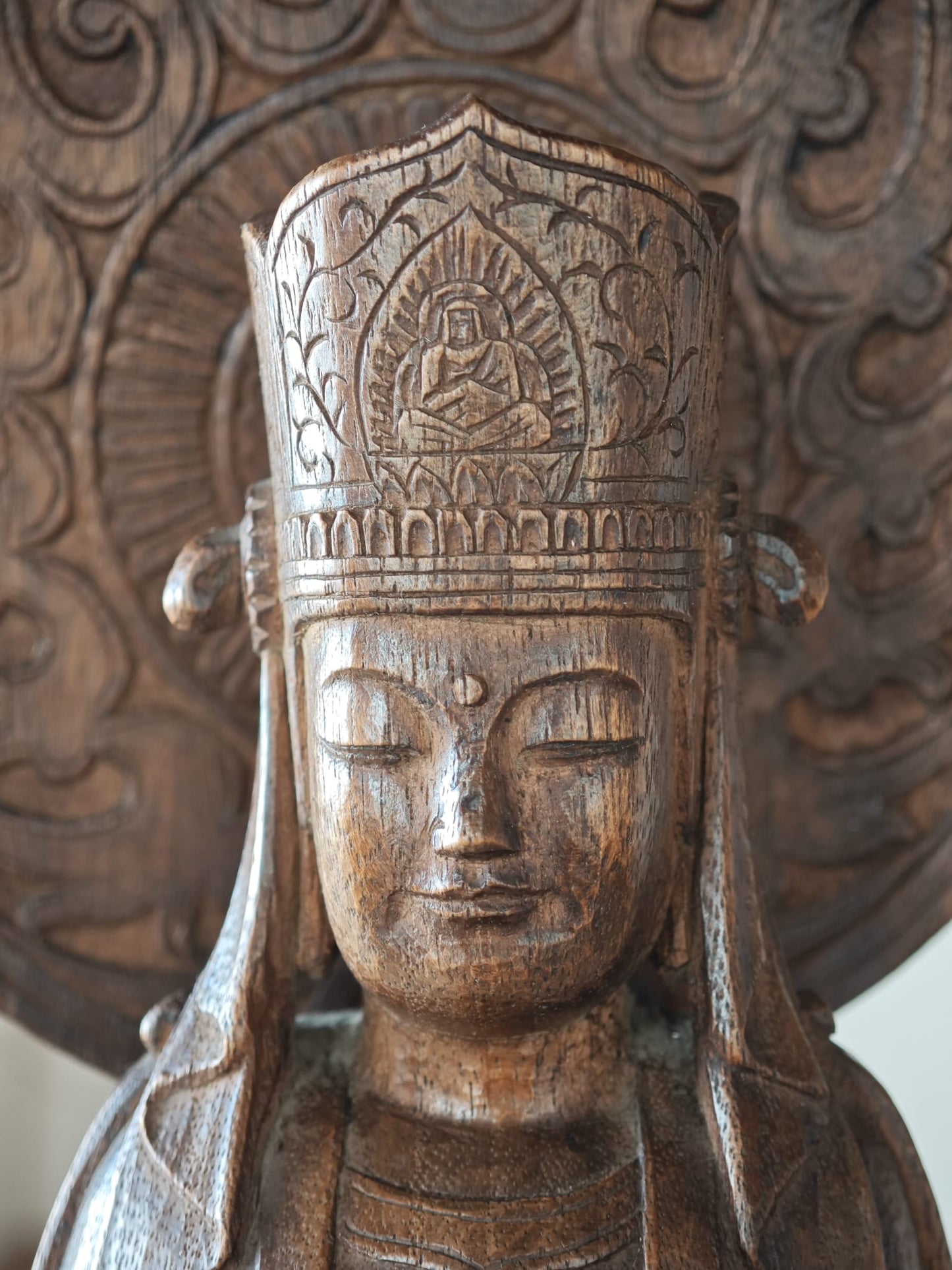 Wood Guan Yin by Honda Akihiko