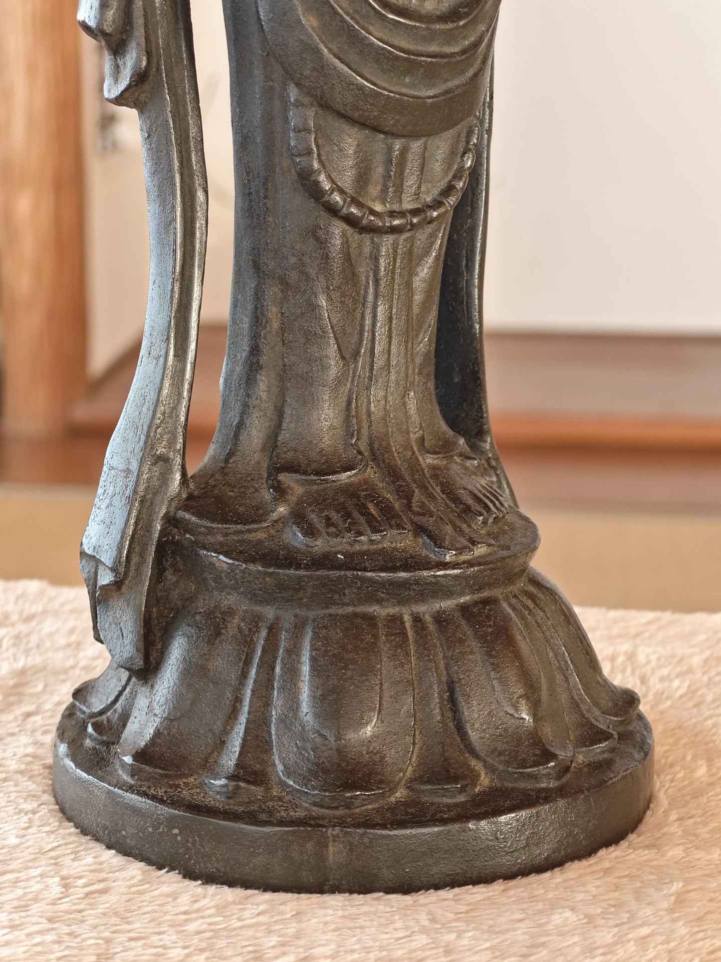 Bronze GY Guan Yin by Naohisa Unemura