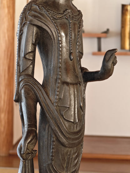 Bronze GY Guan Yin by Naohisa Unemura