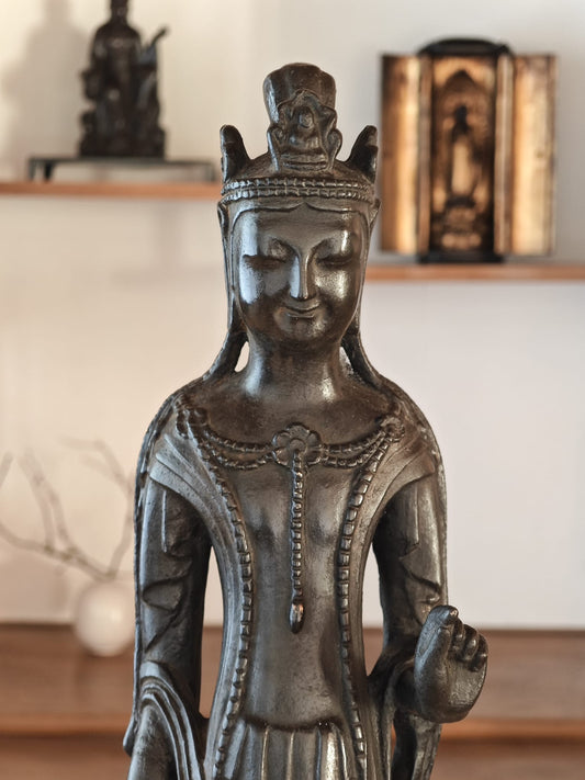 Bronze GY Guan Yin by Naohisa Unemura