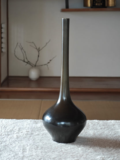 Bronze Vase by Munenori Ichinose