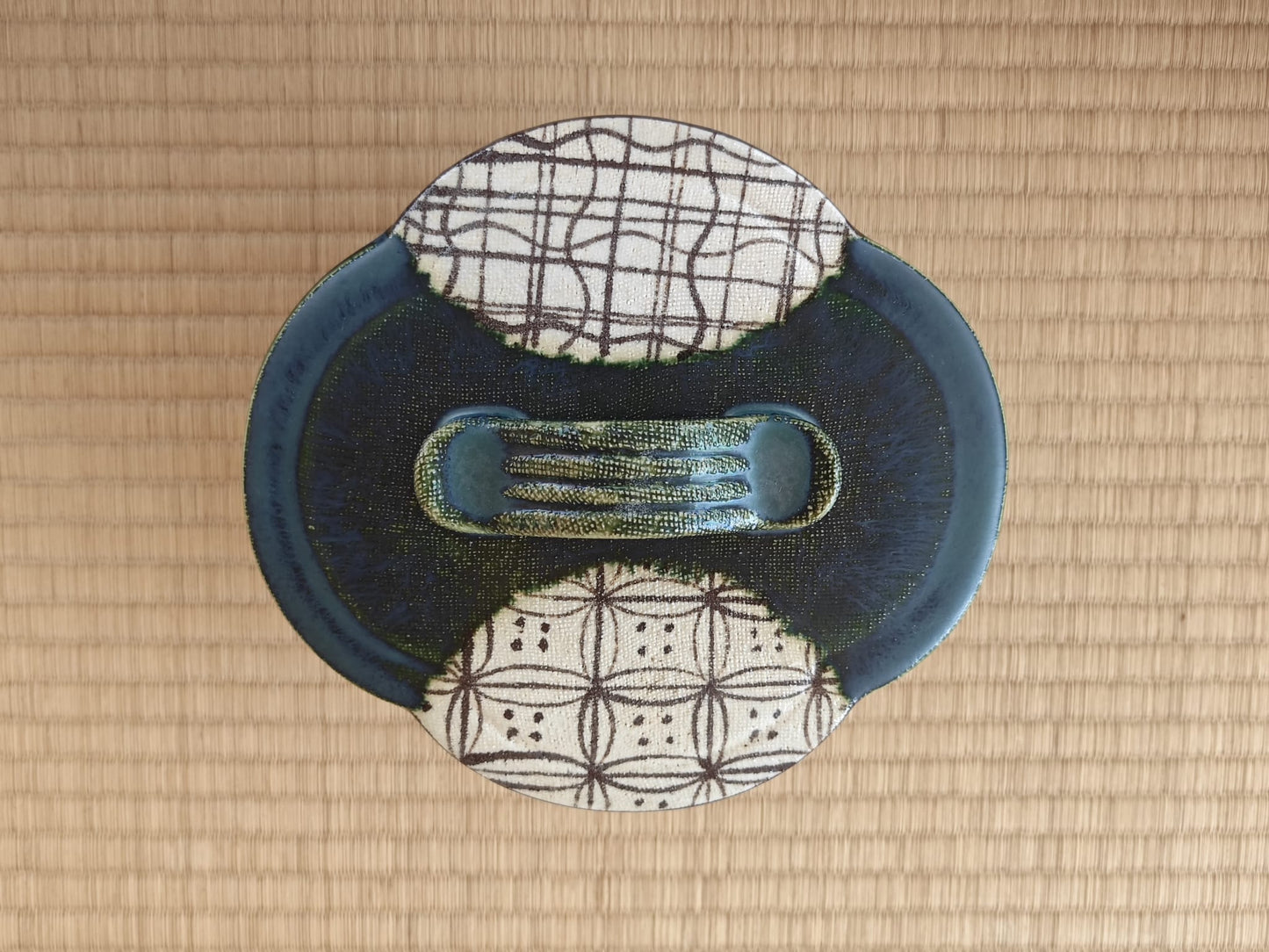 Ceramic Bowl with Lid by Keito