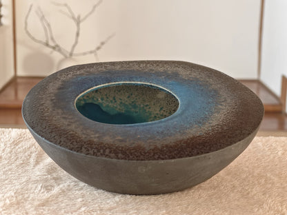 Ceramic Ikebana Vase from Bunbudo