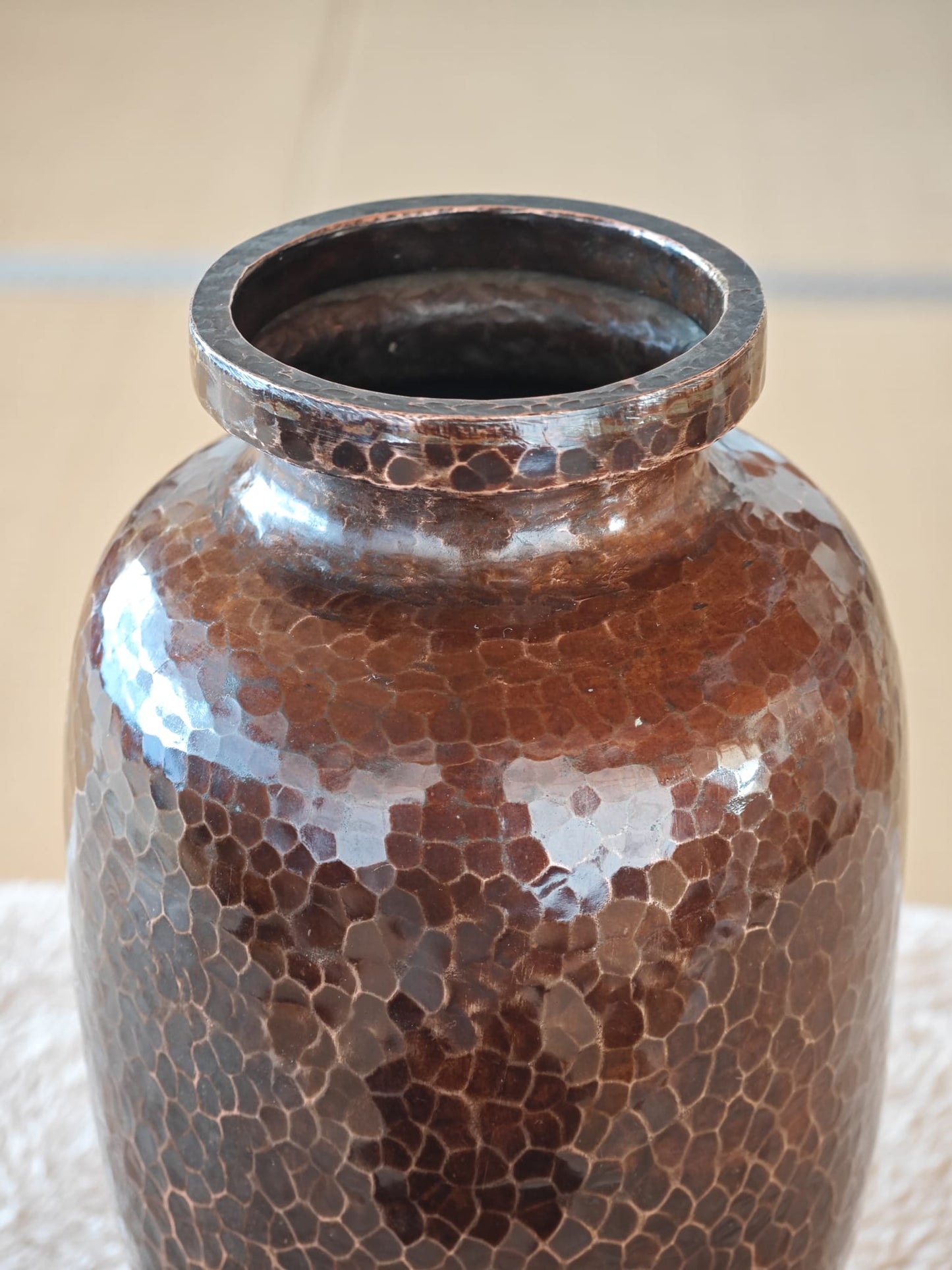 Copper Vase by Ito Hisayoshido